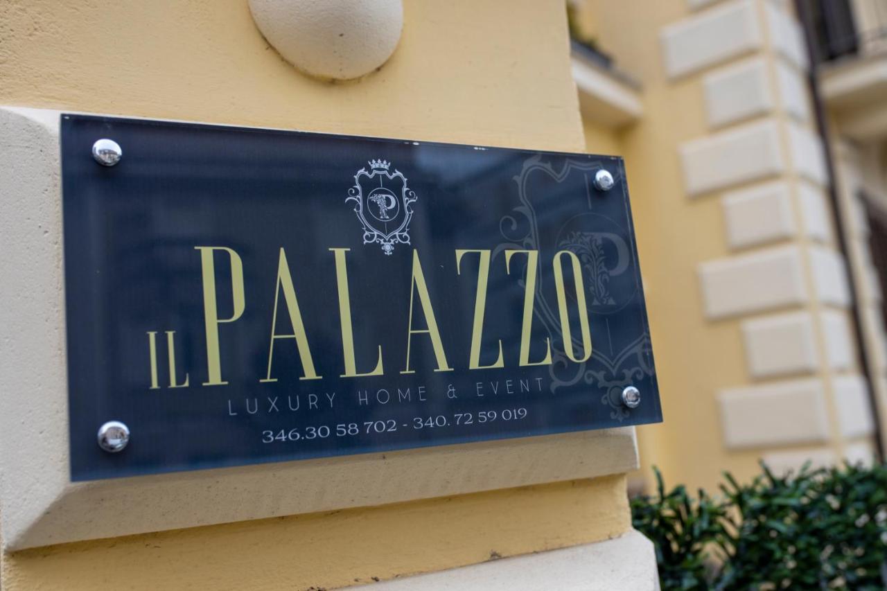 Il Palazzo - Luxury Home & Event โกเซนซา ภายนอก รูปภาพ