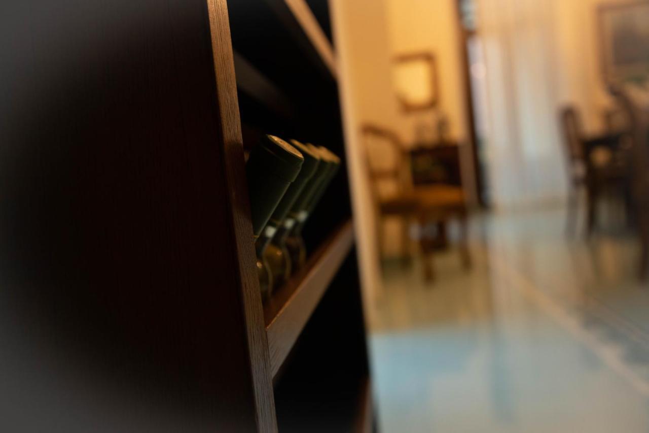 Il Palazzo - Luxury Home & Event โกเซนซา ภายนอก รูปภาพ