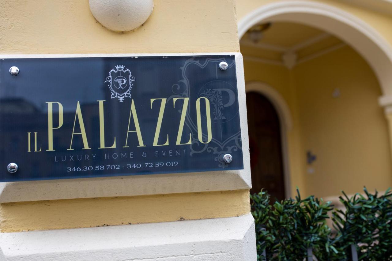 Il Palazzo - Luxury Home & Event โกเซนซา ภายนอก รูปภาพ